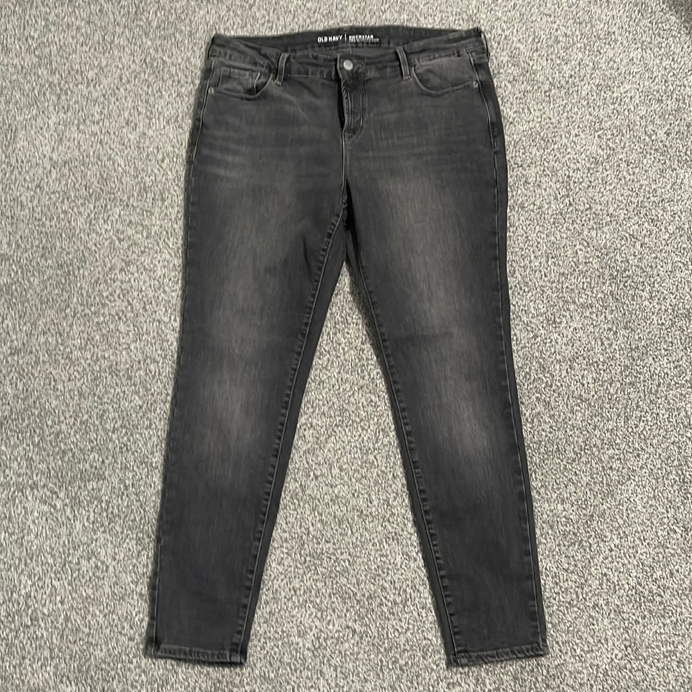 Old Navy Rockstar Mid Rise Gray Wash Jeans size 14P